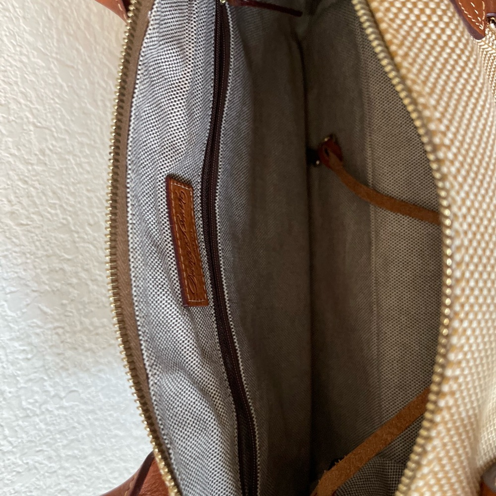 Dooney Bourke